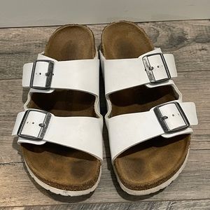 Birkenstock Arizona White Soft Footbed Size 39 Womens 8-9.